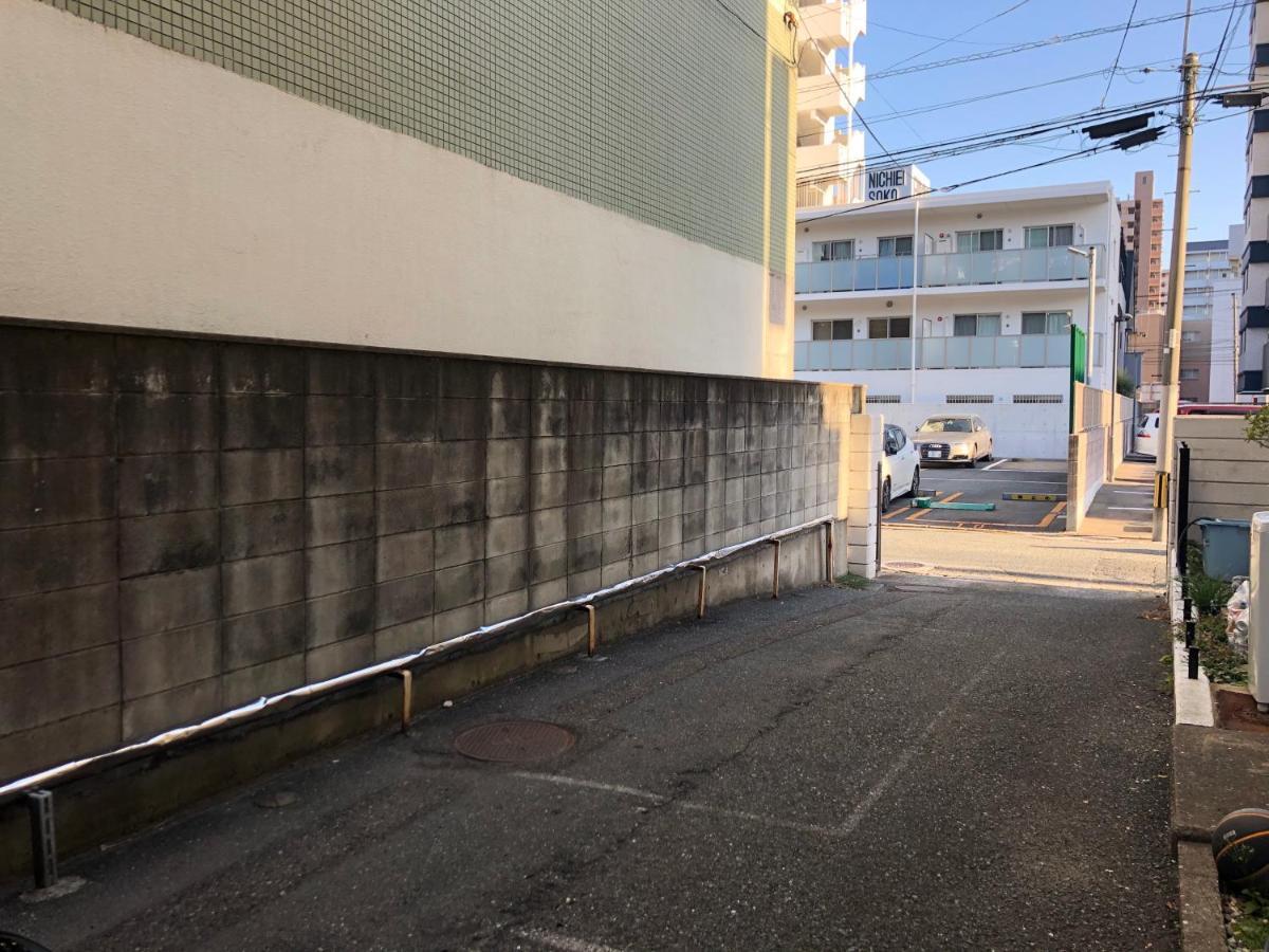 Guesthouse Shiawase Eki Fukuoka  Zewnętrze zdjęcie